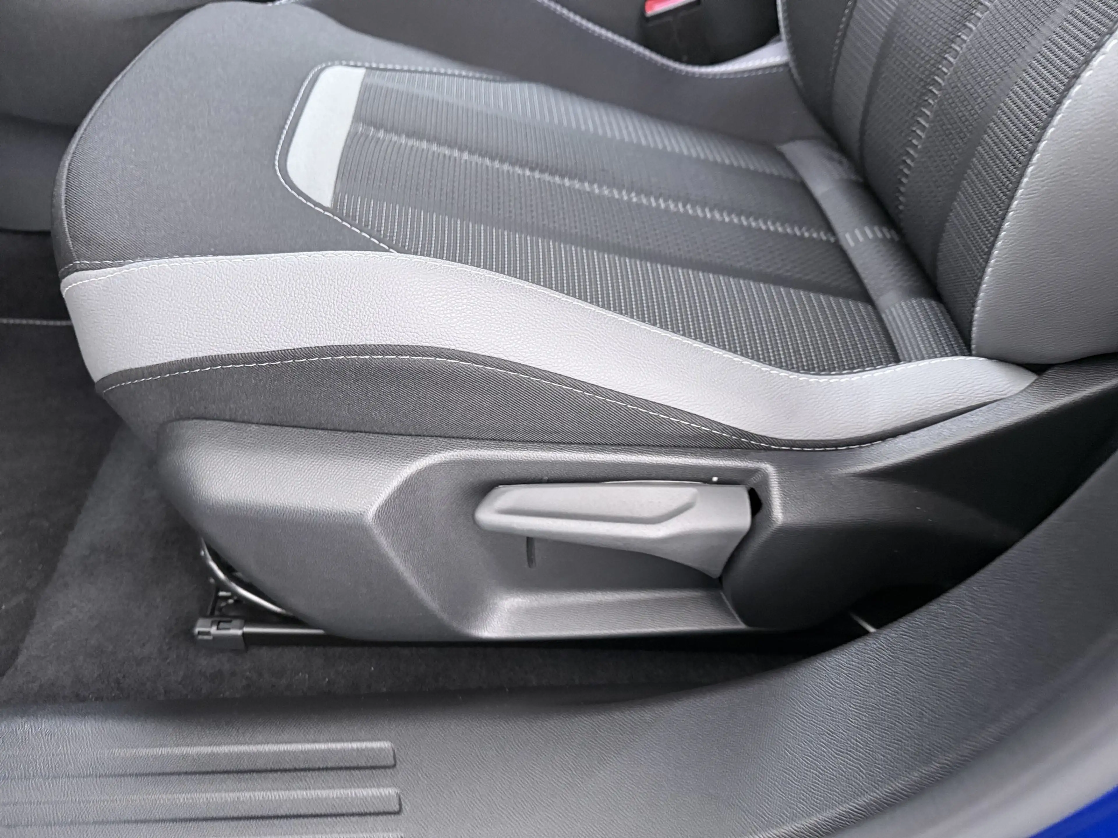 Opel Mokka-E GS 54 kWh | 96% SOH | Apple Carplay / Android Auto — photo 29