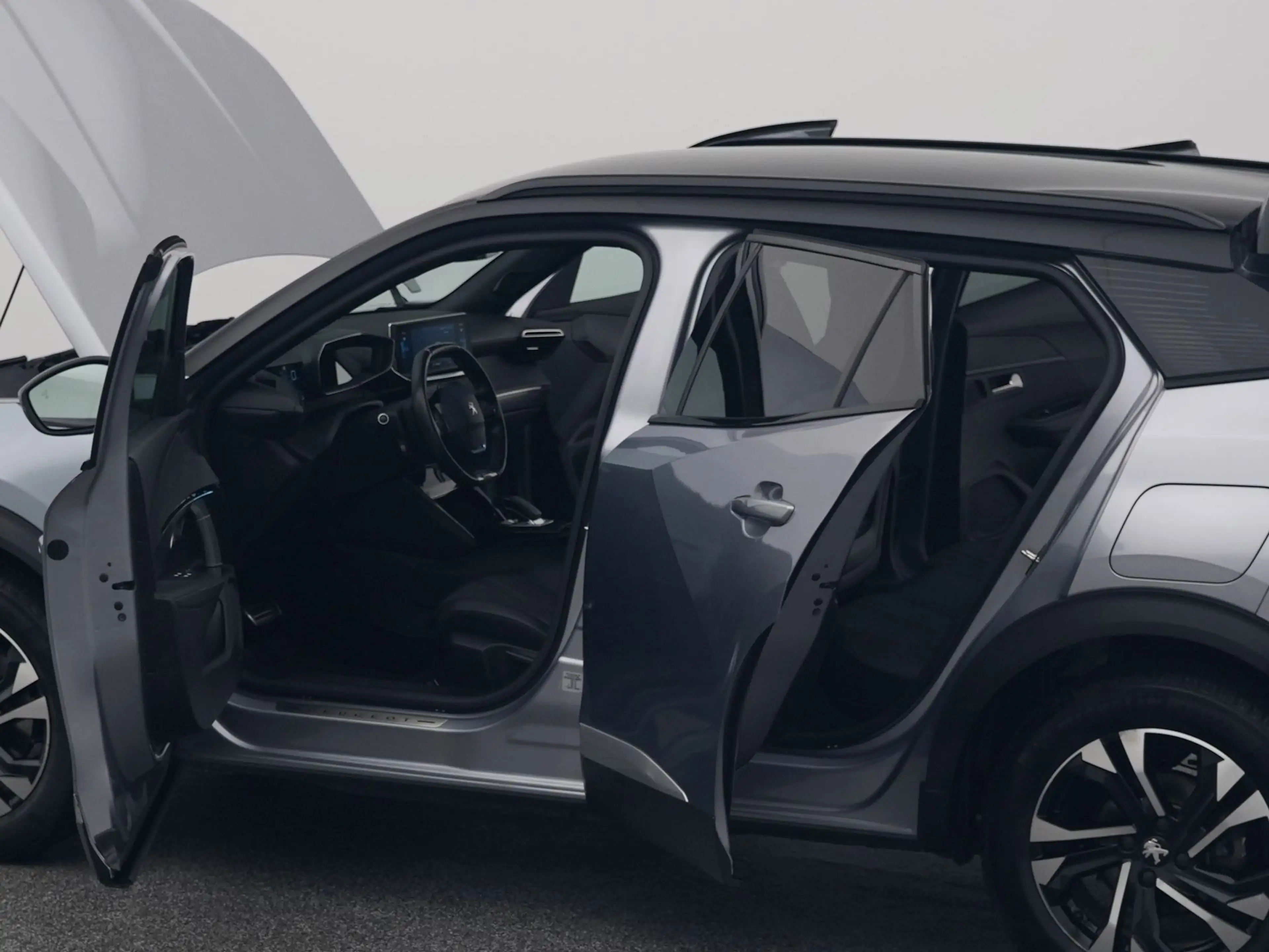 Peugeot e-2008 EV Allure 50 kWh | CAMERA | KEYLESS — photo 33