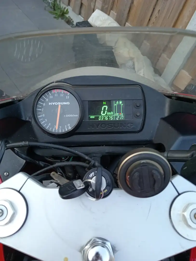 Hyosung GT 650 R (53KW / 72HP) Roşu - 2