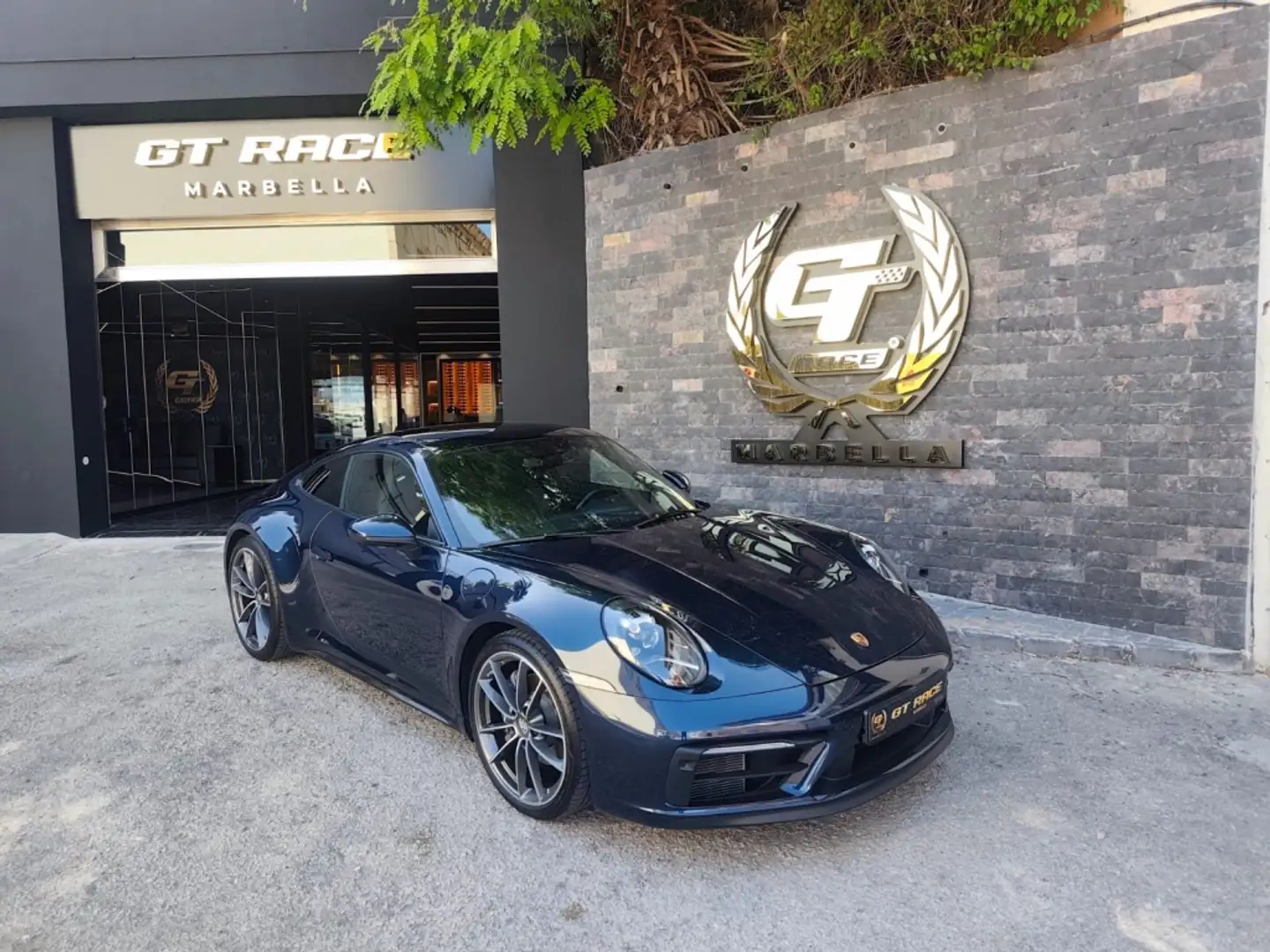 Porsche 992 Carrera Coupé PDK Bleu - 2