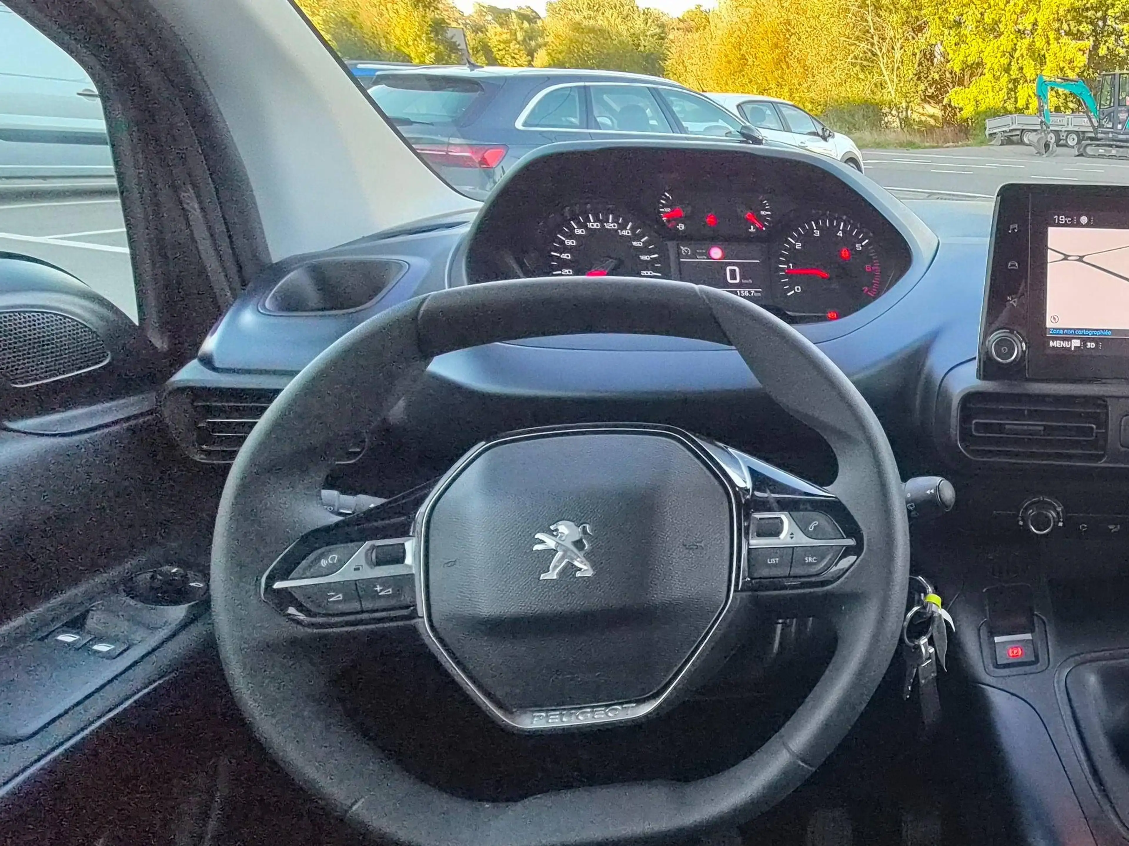 Peugeot Rifter Rifter 1.5 BlueHDi Standard Allure — photo 10