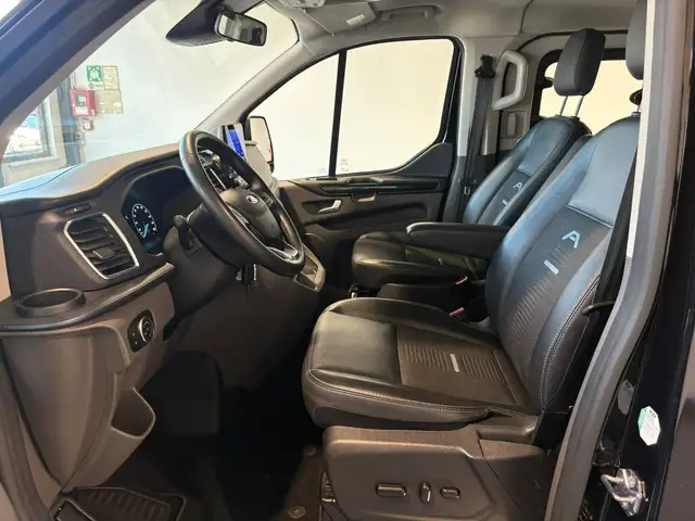 Ford Tourneo Custom view 8