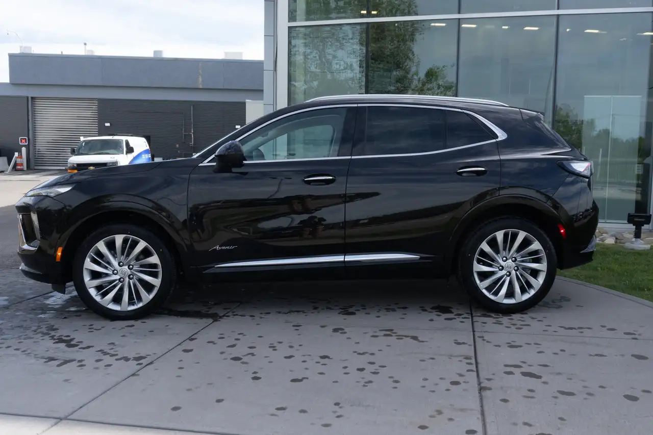 Buick Envision photo Buick Envision