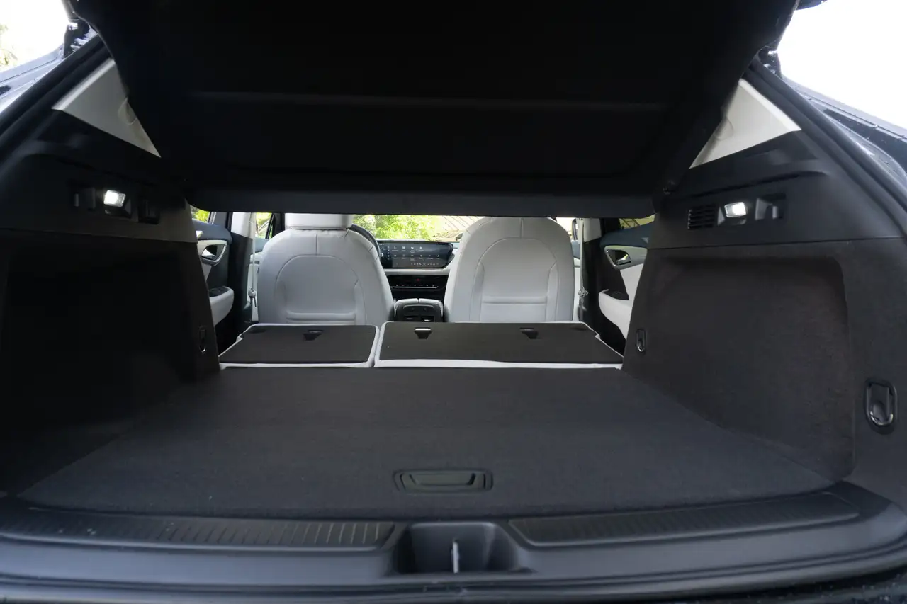Buick Envision photo Buick Envision