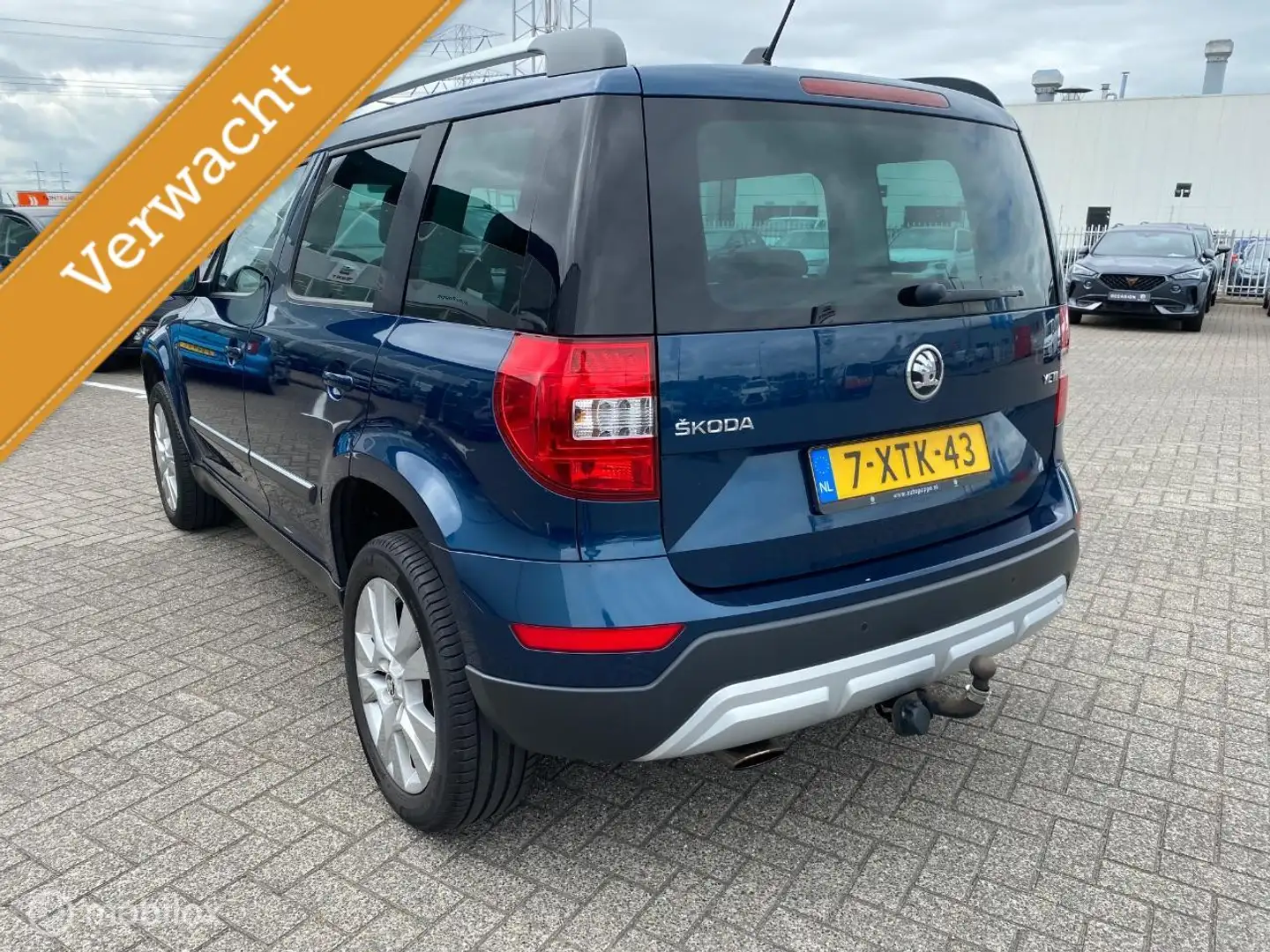 Skoda Yeti 1.2 TSI Trekhaak Xenon Alcantara Stoelverwarming Bleu - 2