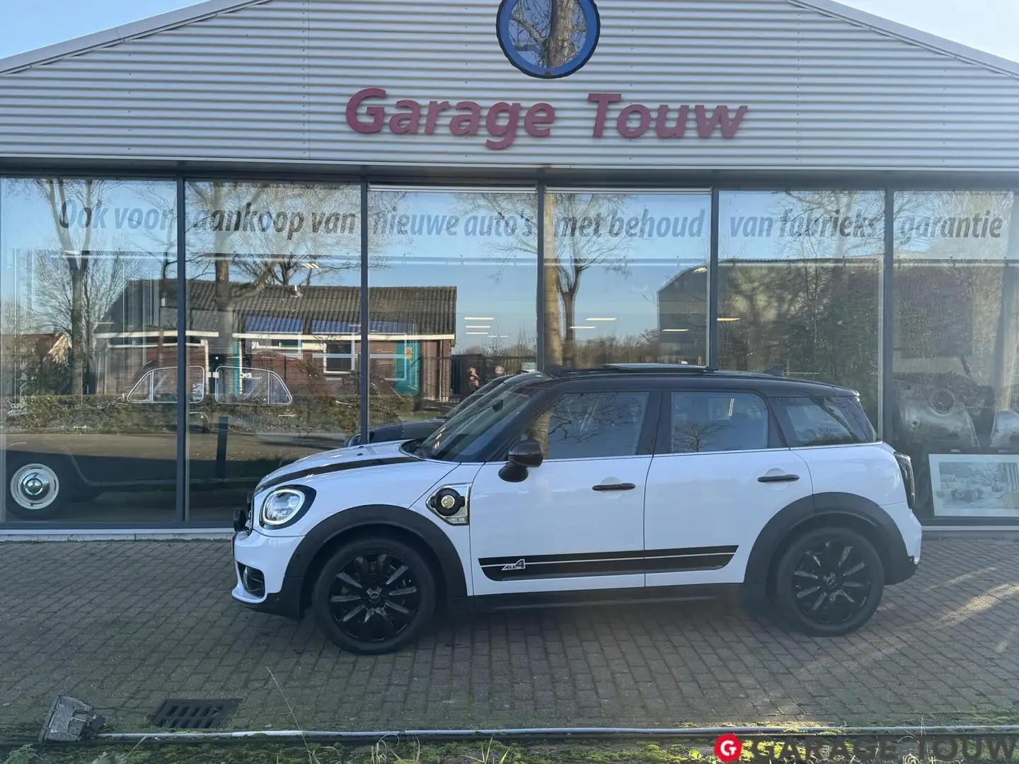 MINI Cooper SE Countryman 2.0 ALL4 Chili *Pano, Head-up* Weiß - 2