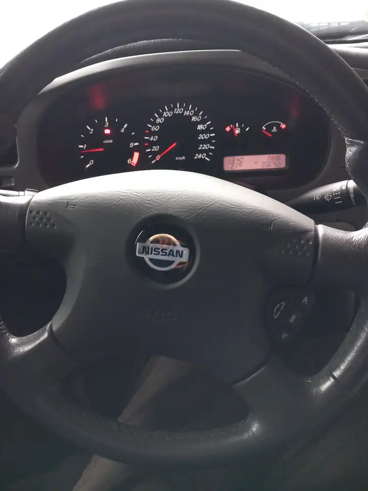 Nissan Primera 5p 2.0 td SE c/CL, foto 12
