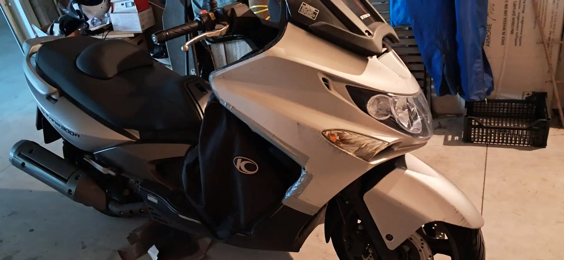 Kymco Xciting 300i Argento - 2