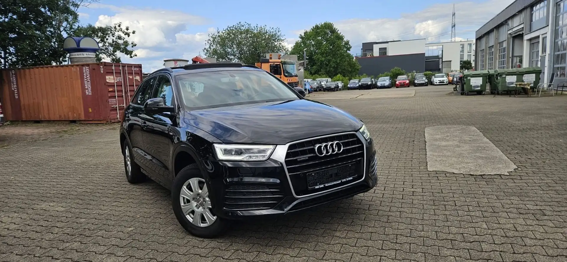 Audi Q3 sport quattro S Line Zwart - 1