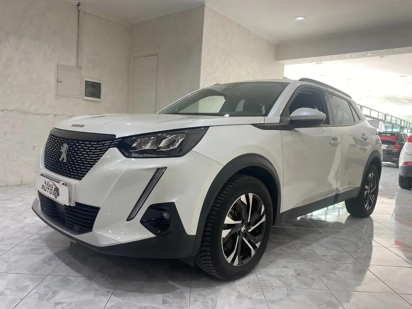 Peugeot 2008 2008 II 2020 1.5 bluehdi Allure Pack s Bianco - 2