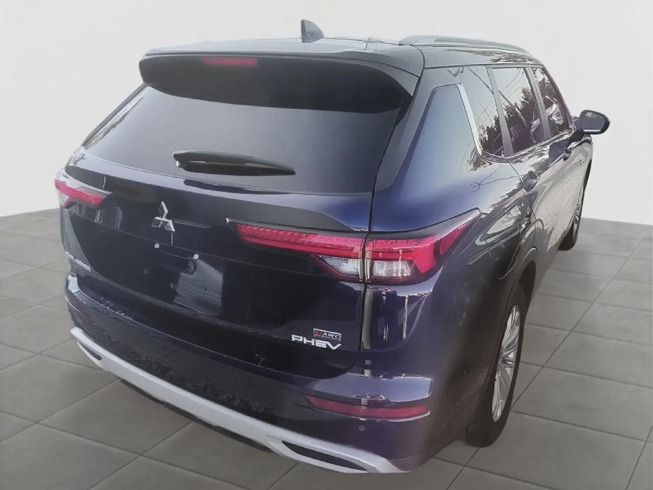 Mitsubishi Outlander снимка Mitsubishi Outlander