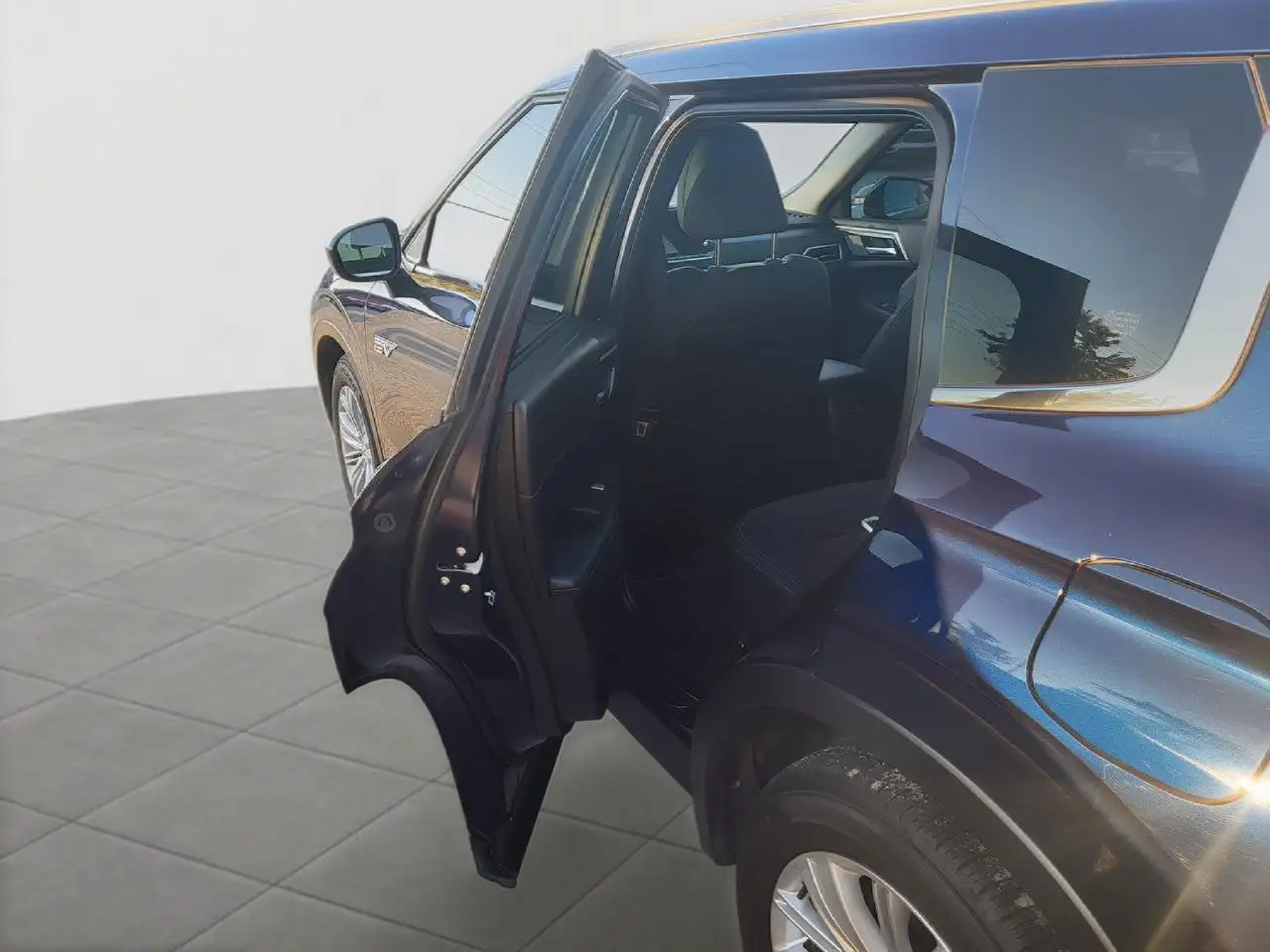 Mitsubishi Outlander снимка Mitsubishi Outlander