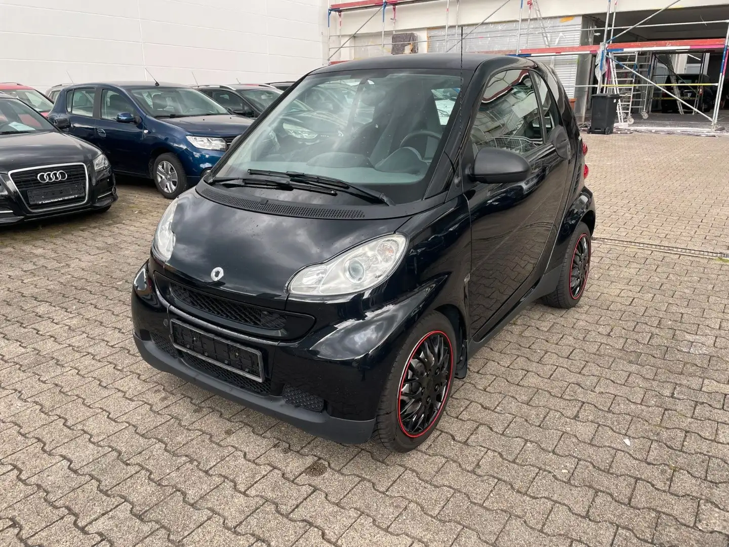 smart forTwo fortwo coupe Micro Hybrid Drive 45kW Schwarz - 1