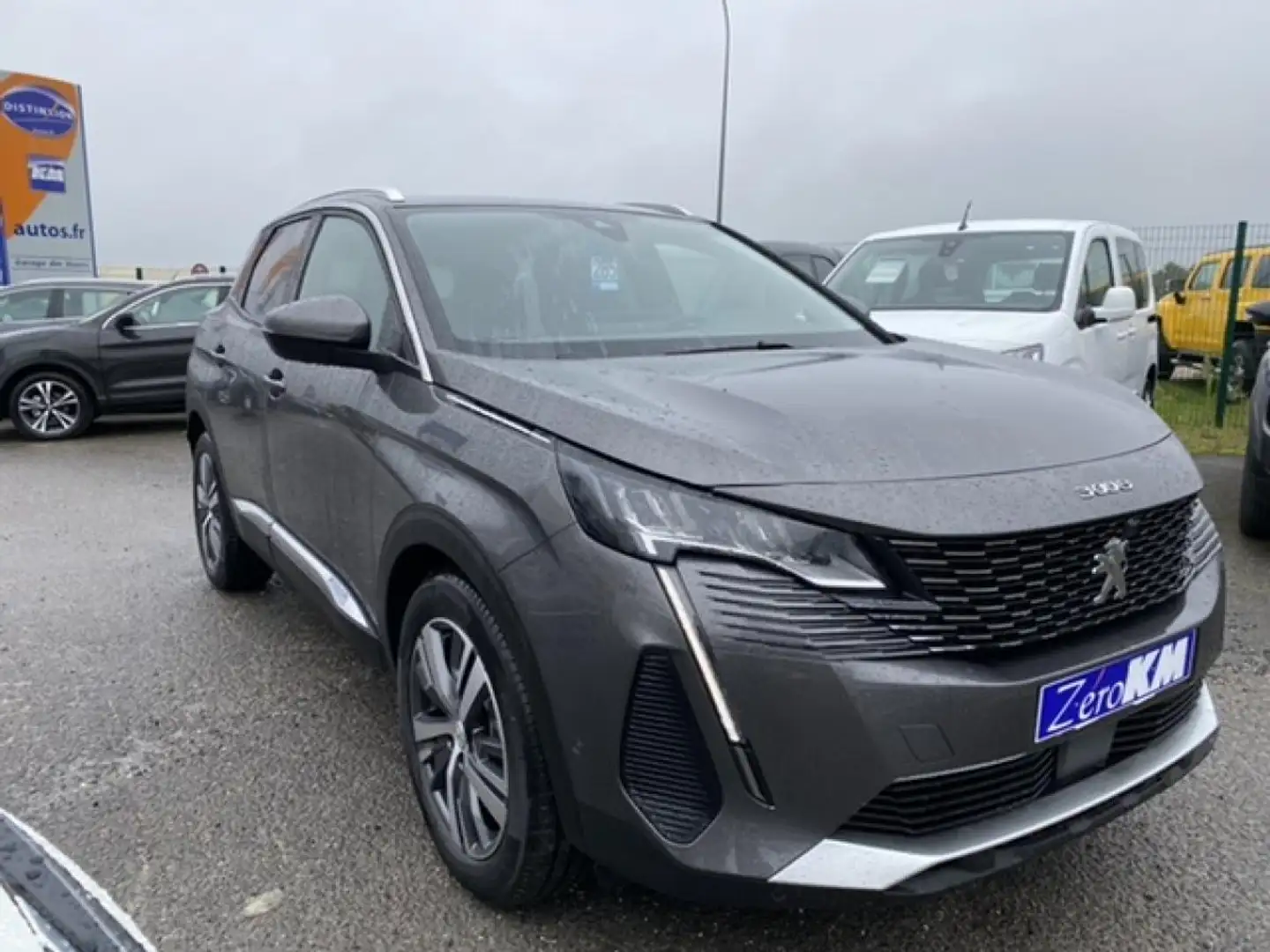 Peugeot 3008 1.5 BlueHDi S\u0026S - 130 - BV EAT8  Allure Gris - 2