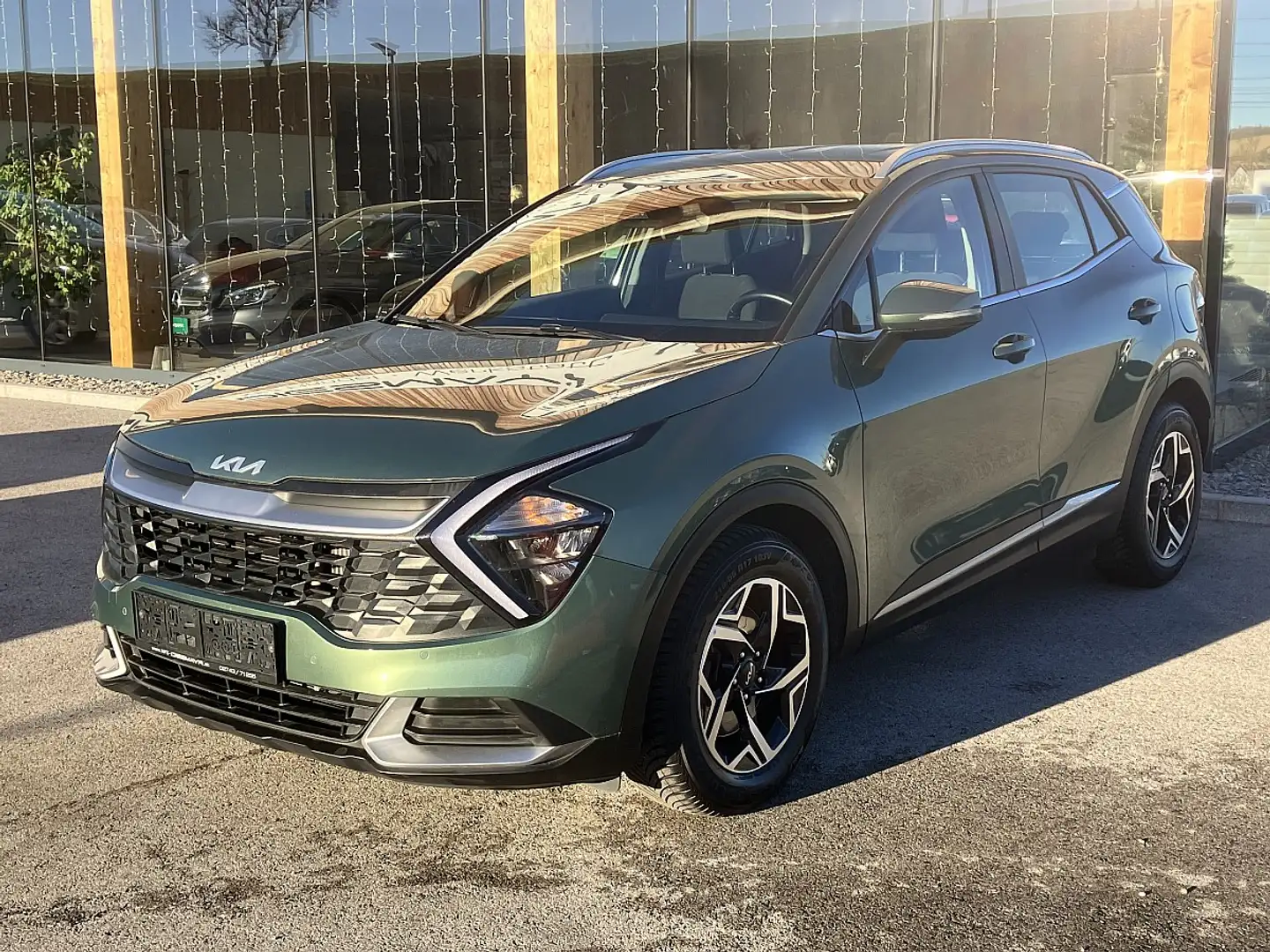 Kia Sportage 1,6 TGDI Titan LED Sitzheizung Lenkradheizung K... Grün - 1