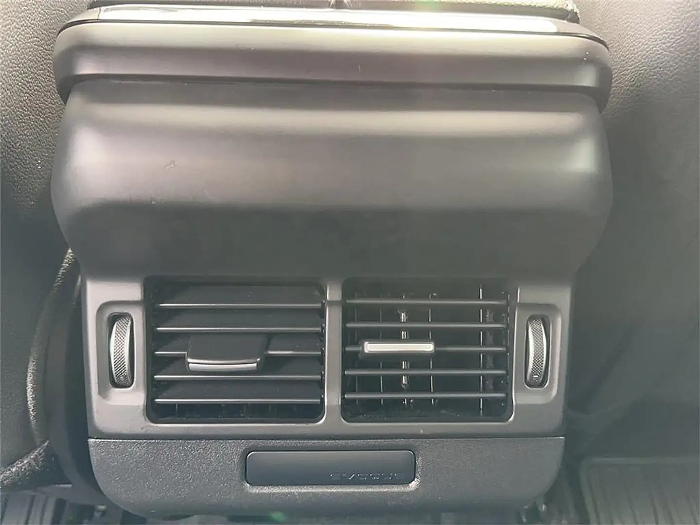 Land Rover Range Rover Evoque 2,0 D150 S Aut. Grau - 2