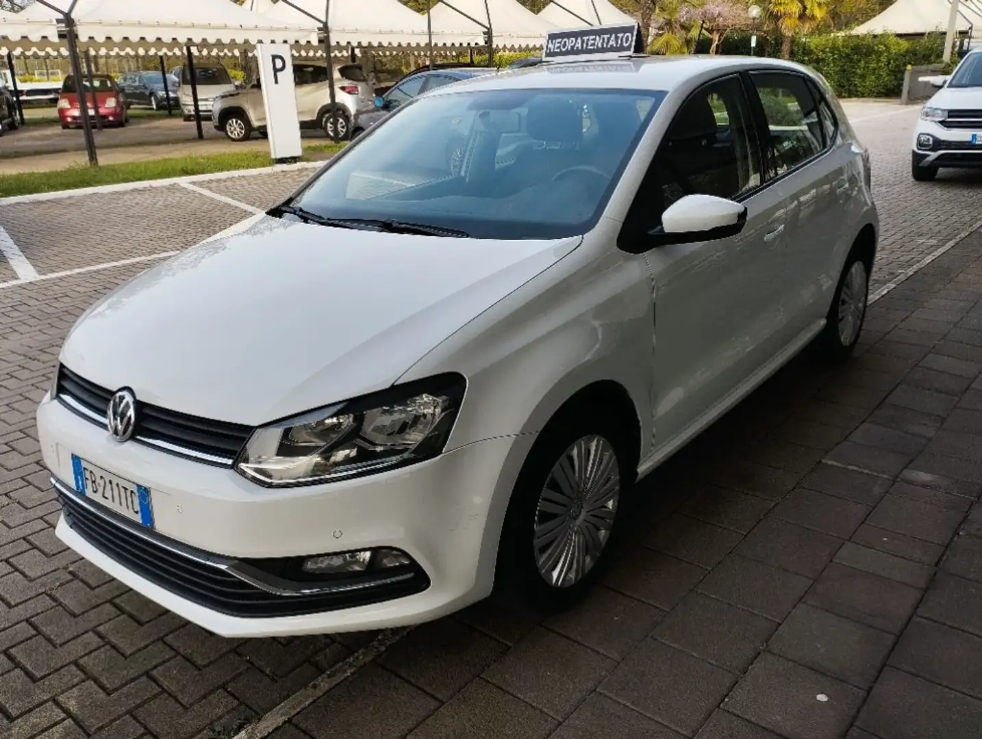 Volkswagen Polo 1.0 MPI 75 CV 5p. Comfortline Bianco - 1