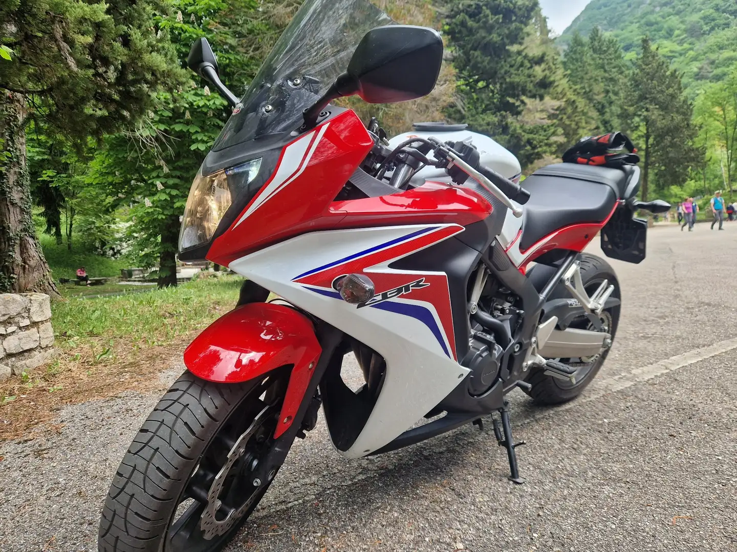 Honda CBR 650 Bianco - 1