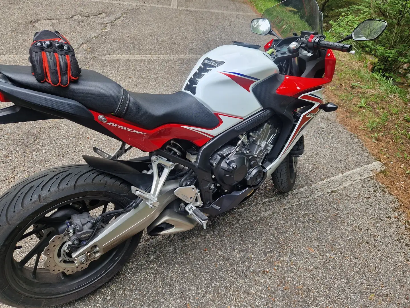 Honda CBR 650 Bianco - 2