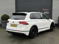 Volkswagen Tiguan 1.5 TSI R-Line | Panoramadak | Adaptive Cruise Con Weiß - thumbnail 2