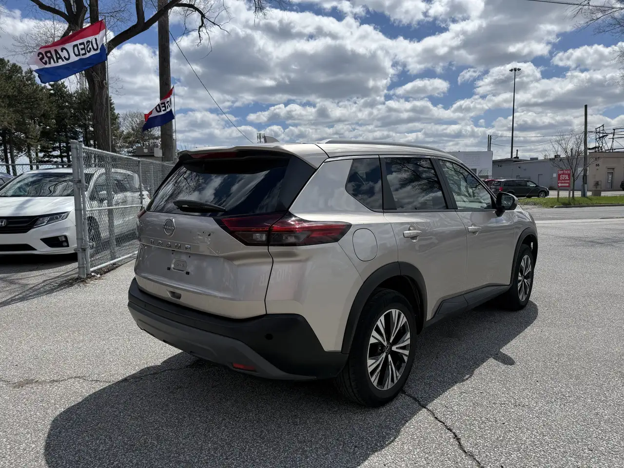 Nissan Rogue снимка Nissan Rogue