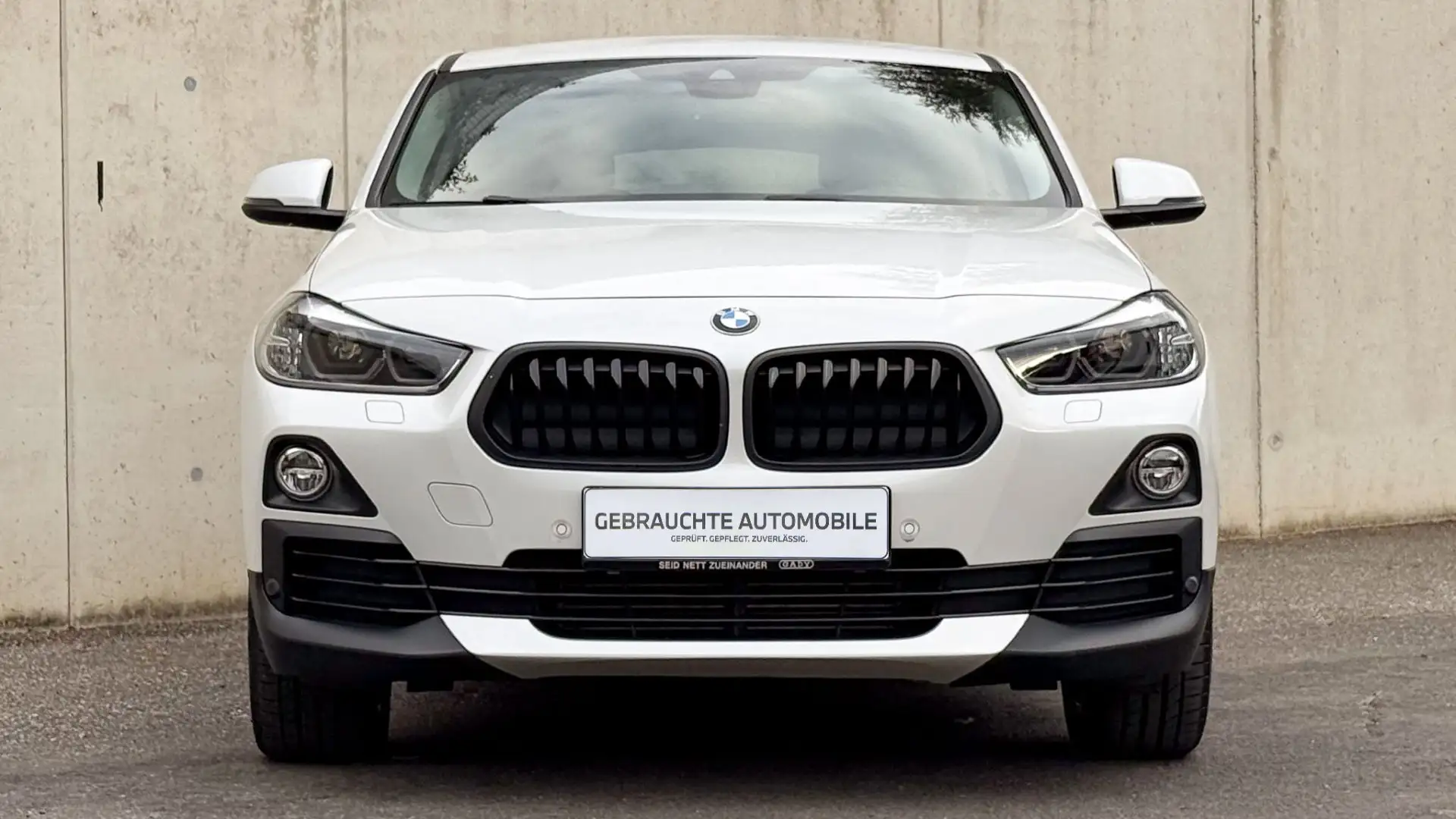 BMW X2 sDrive18d Weiß - 2