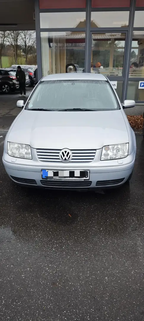 Volkswagen Bora 1.6 Highline Argent - 1