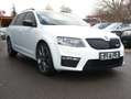 Skoda Octavia Combi RS 4x4 NAVI/BIXENON/PDC/CARPLAY Weiß - thumbnail 5
