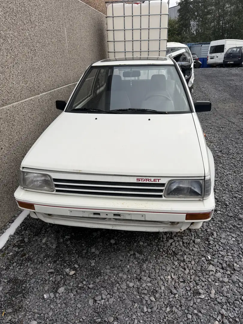 Toyota Starlet Luxe 4 Vitesse 3 Deurs Blanco - 2