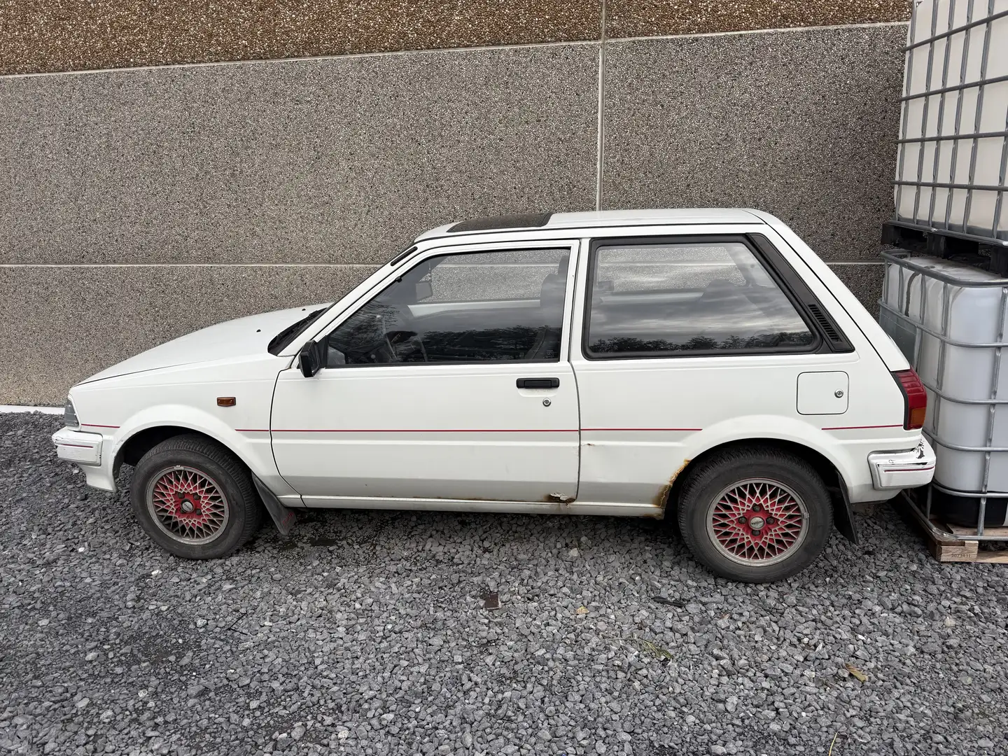Toyota Starlet Luxe 4 Vitesse 3 Deurs Blanco - 1
