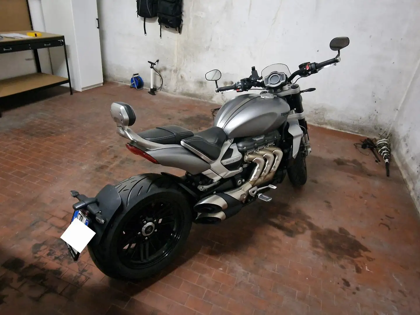 Triumph Rocket 3 R - 2