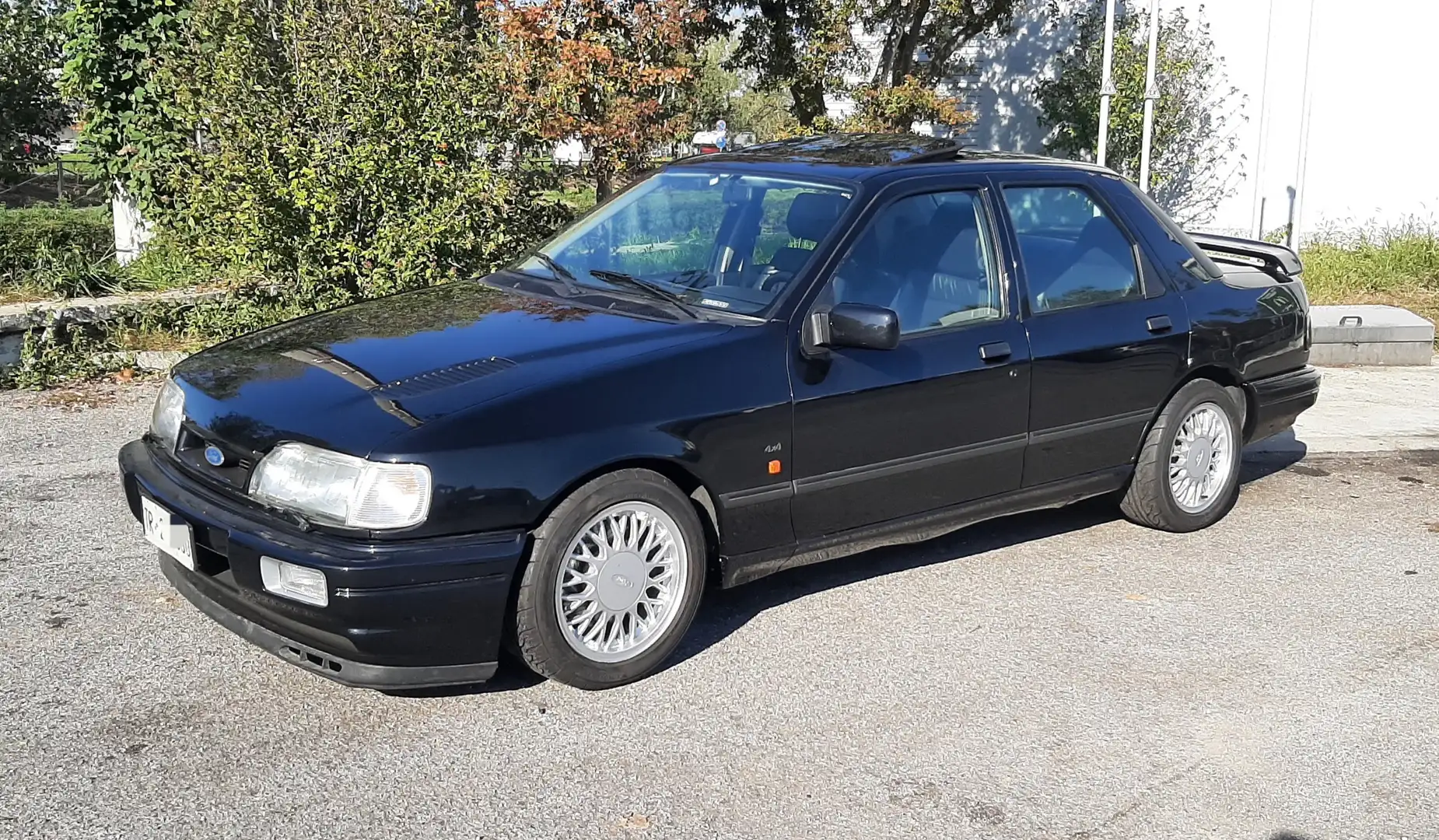 Ford Sierra COSWORTH 4x4 in Rodaggio Zwart - 1