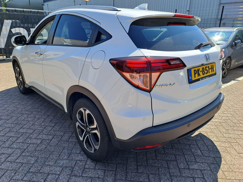 Honda HR-V 1.5 i-VTEC Executive | TREKHAAK | PANORAMADAK | NA — photo 2