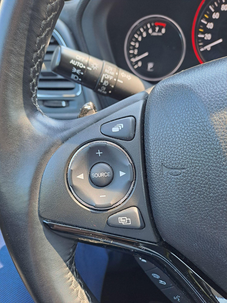 Honda HR-V 1.5 i-VTEC Executive | TREKHAAK | PANORAMADAK | NA — photo 10