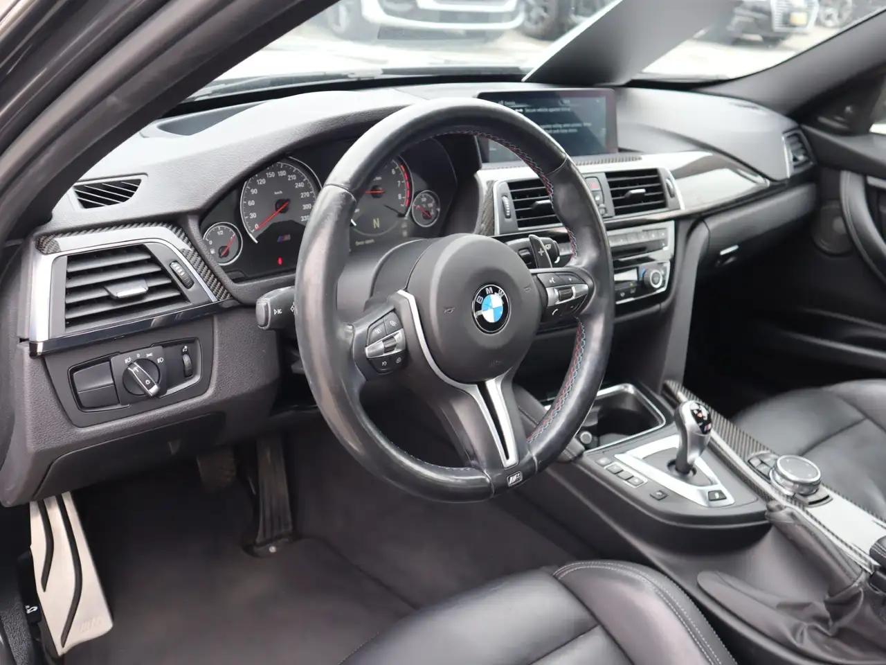 BMW M3 снимка BMW M3