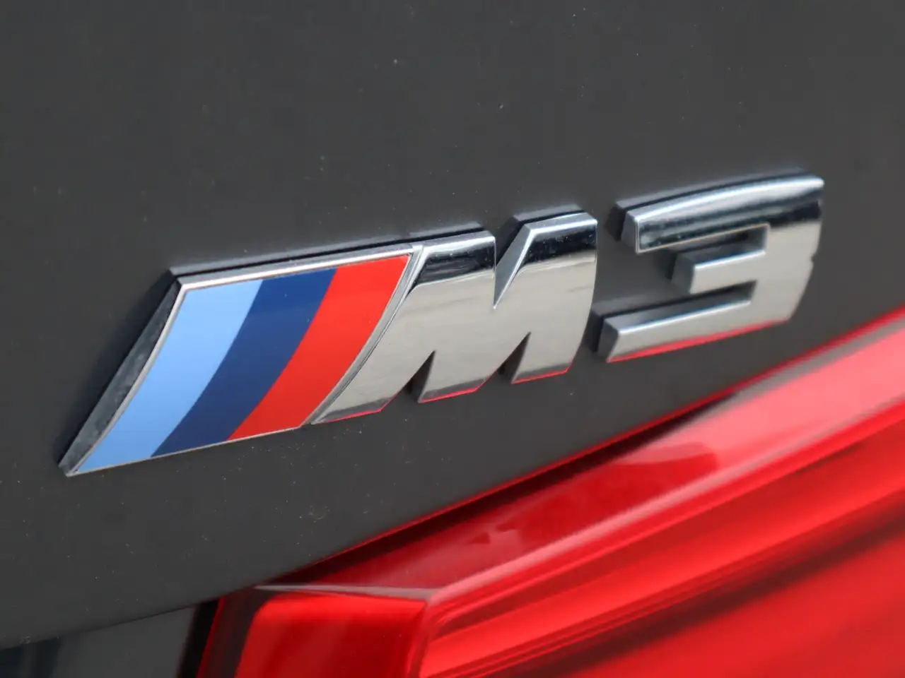 BMW M3 снимка BMW M3