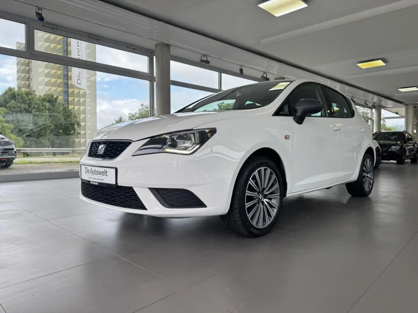 SEAT Ibiza Connect 1.0 KLIMAAUT RADIO BT SERVO 4trg. Weiß - 2