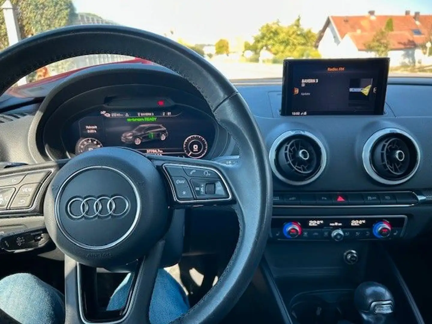 Audi A3 Sportback 40 e-tron design*LED*AHK* Gris - 2