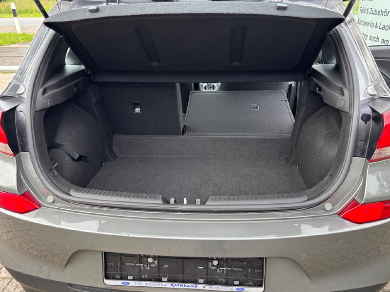 Hyundai i30 Select — photo 7