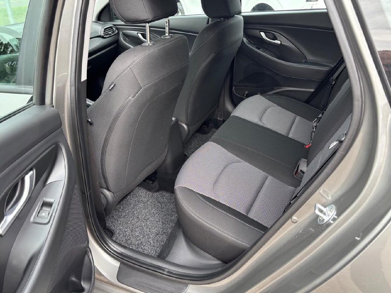 Hyundai i30 Select — photo 8