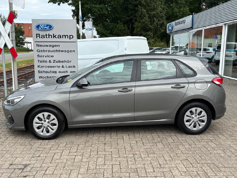 Hyundai i30 Select — photo 3