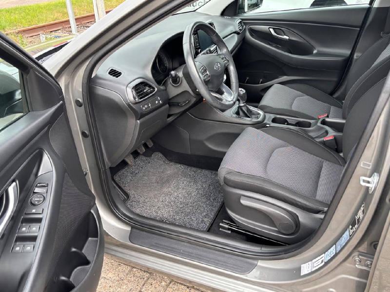 Hyundai i30 Select — photo 9