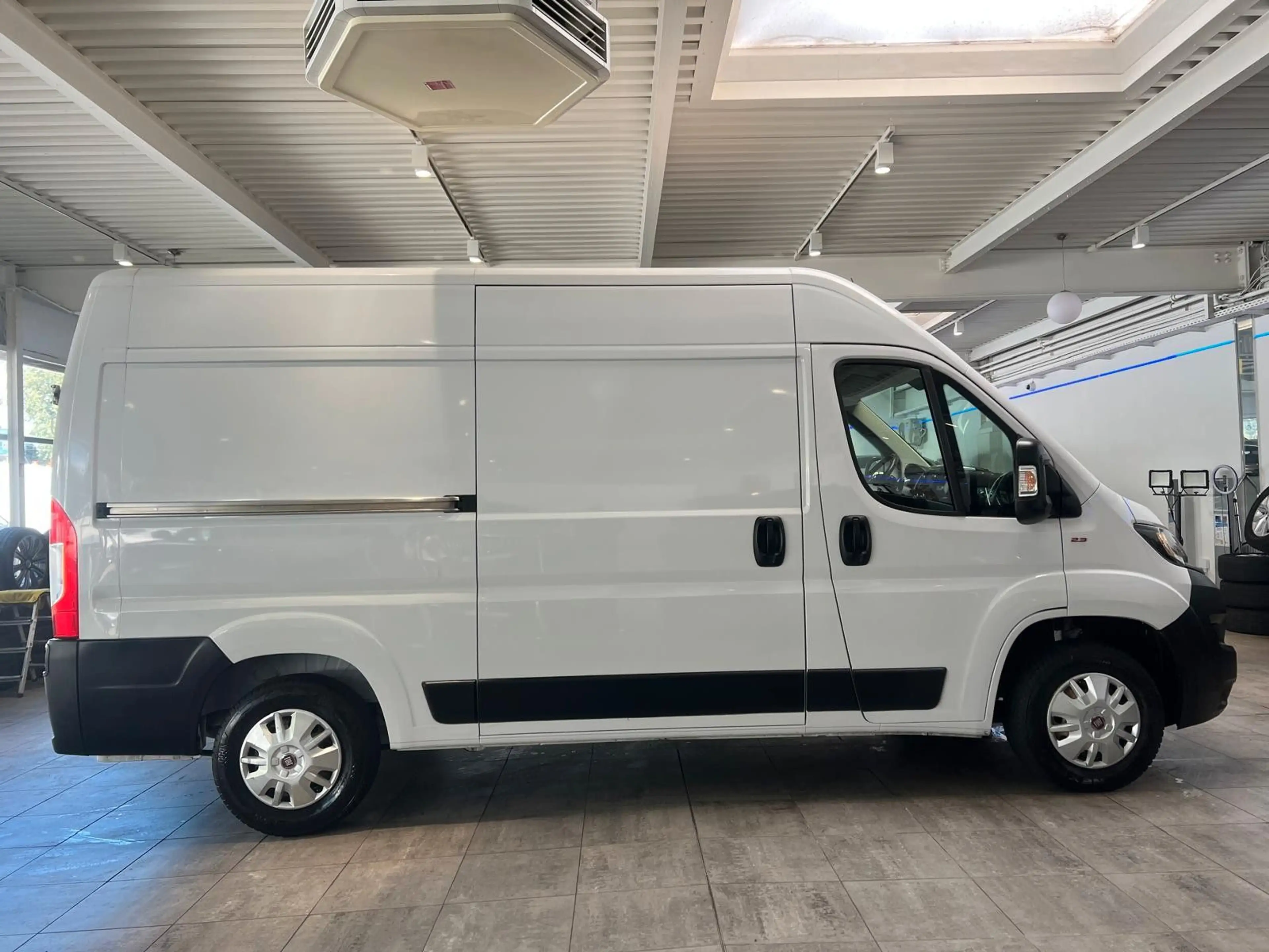 Fiat Ducato 2,3 Blue-HDI *Hoch+Lang*L2-H2*Garantie* — photo 10