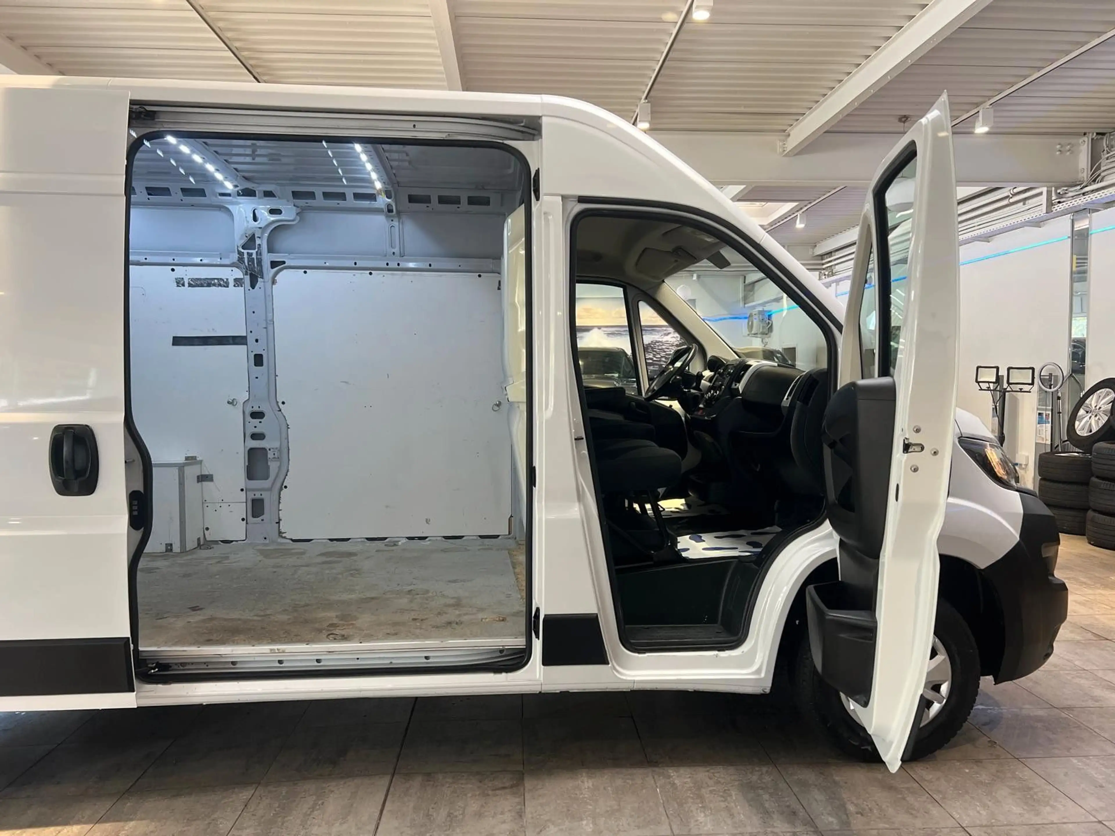 Fiat Ducato 2,3 Blue-HDI *Hoch+Lang*L2-H2*Garantie* — photo 12