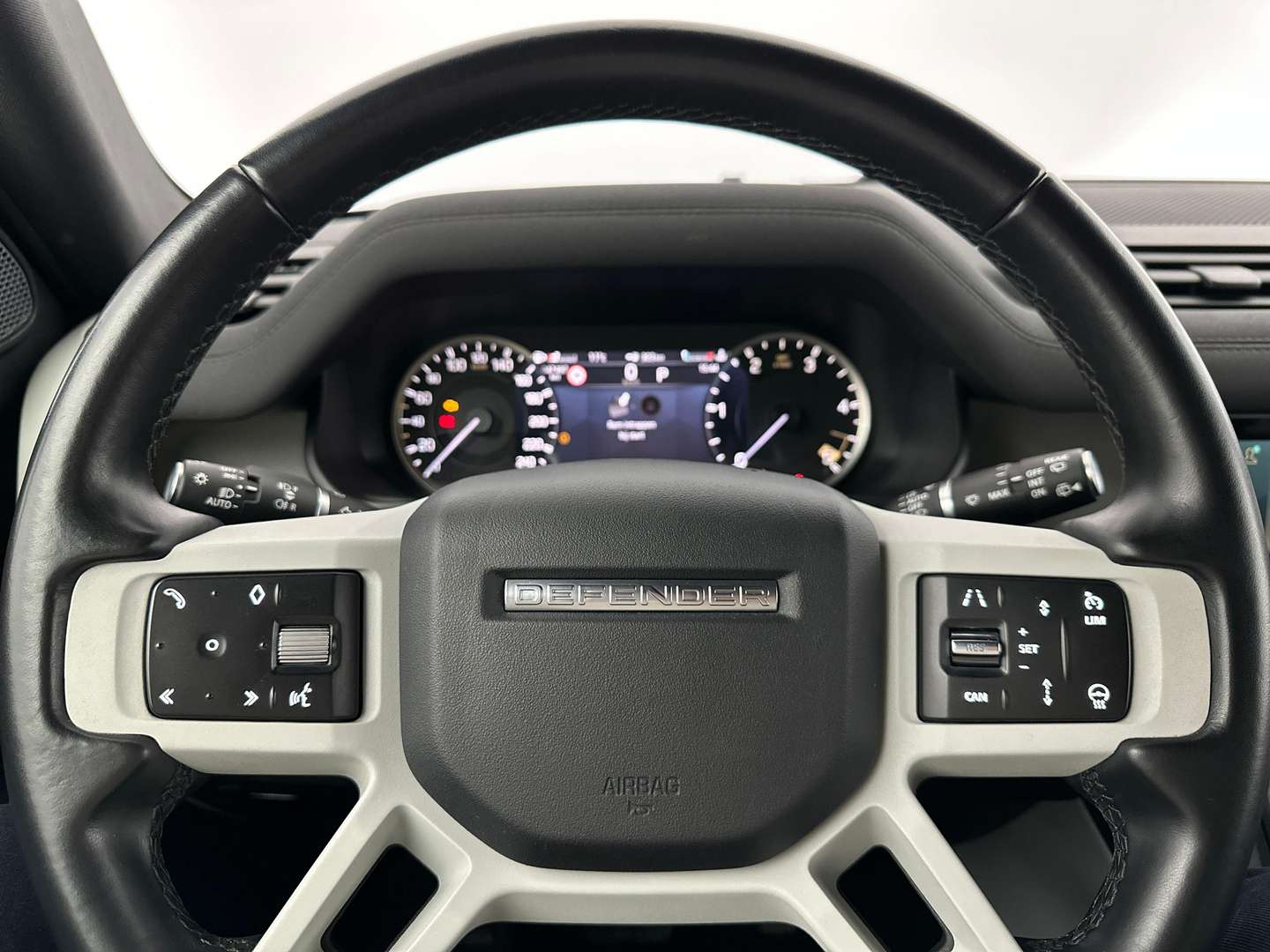 Land Rover Defender 90 X-Dynamic SE D300 -  - Joinsteer - #3