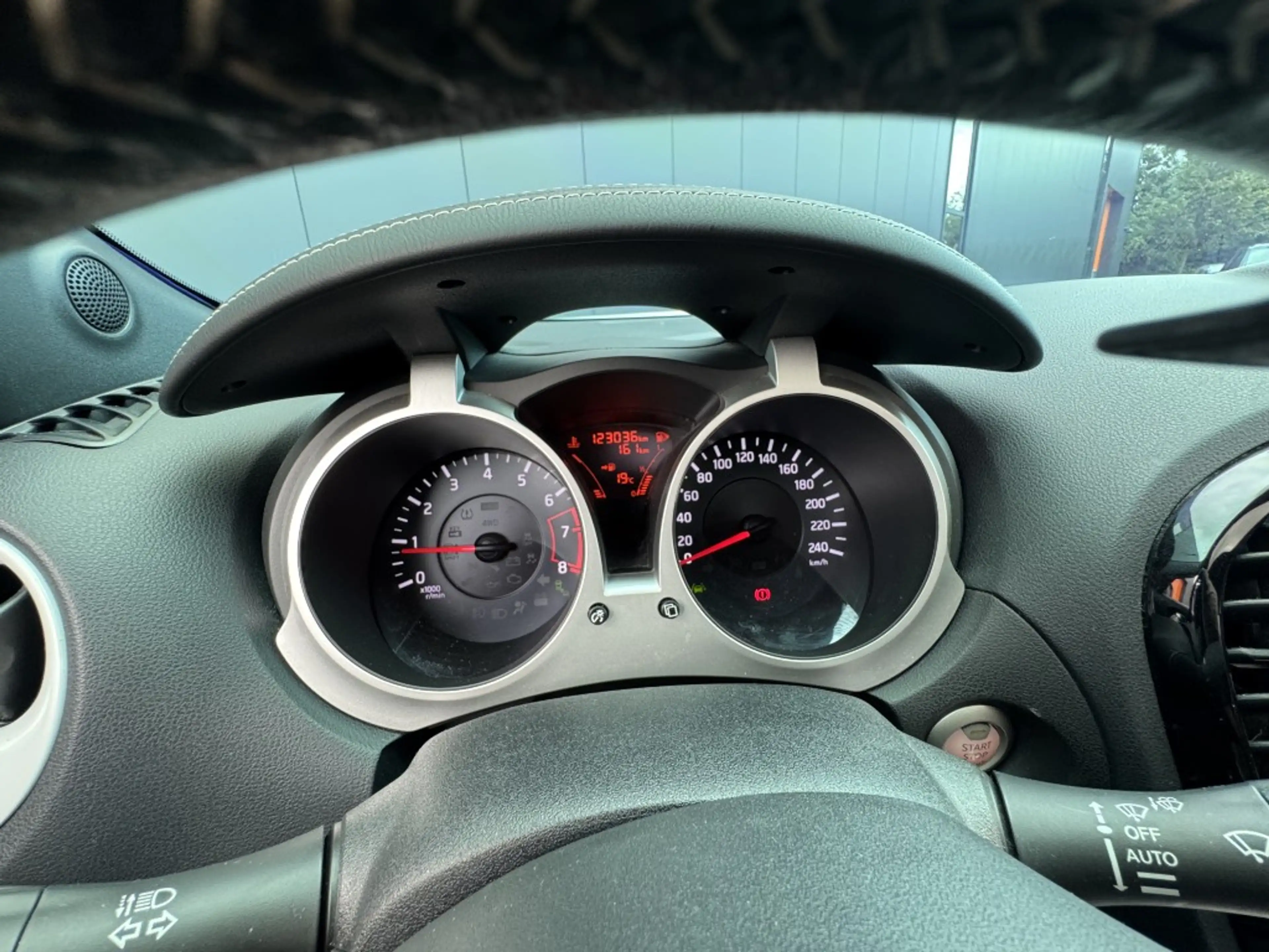 Nissan Juke 1.2 DIG-T S/S Connect Edition — photo 10