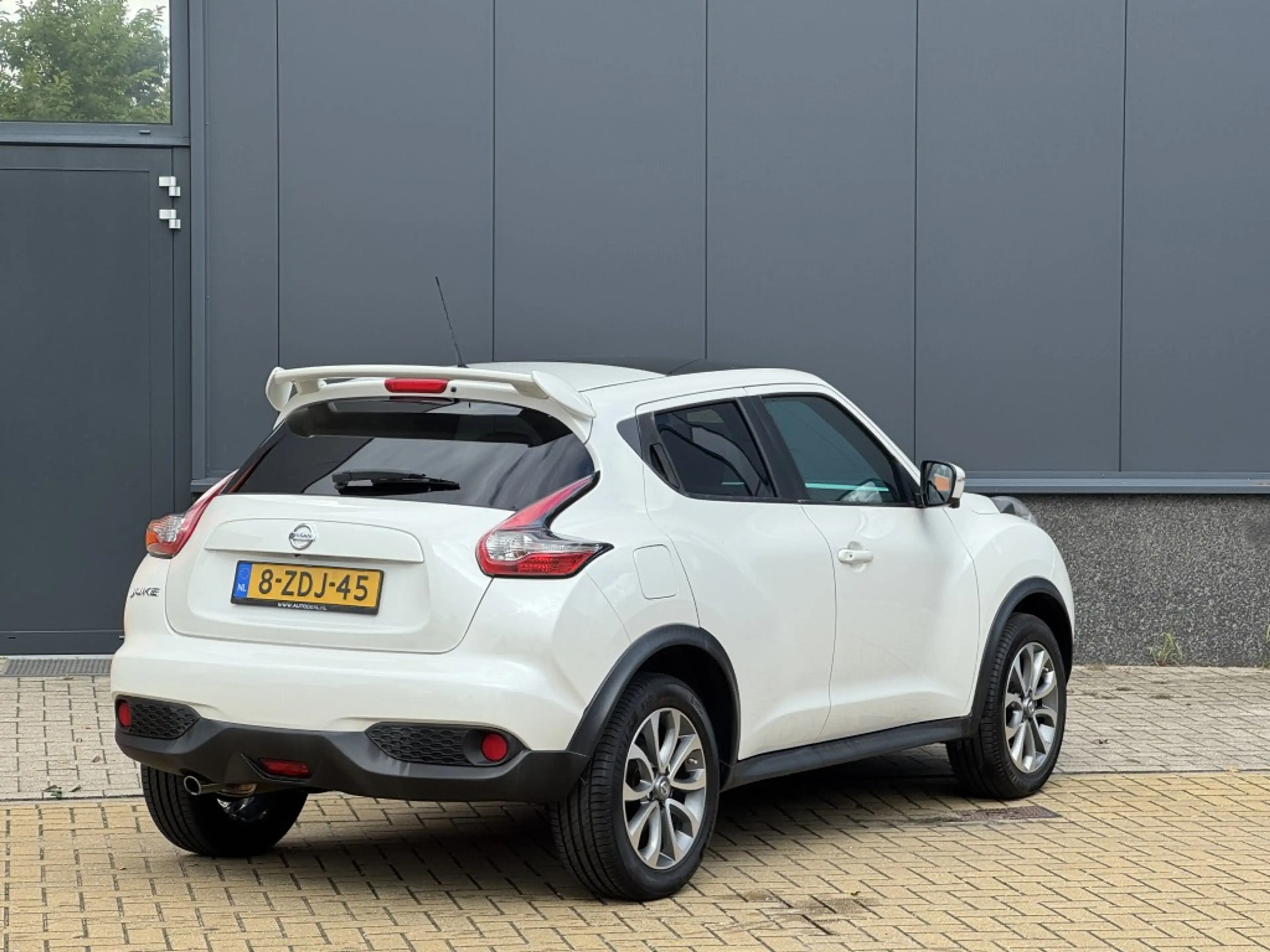 Nissan Juke 1.2 DIG-T S/S Connect Edition — photo 3