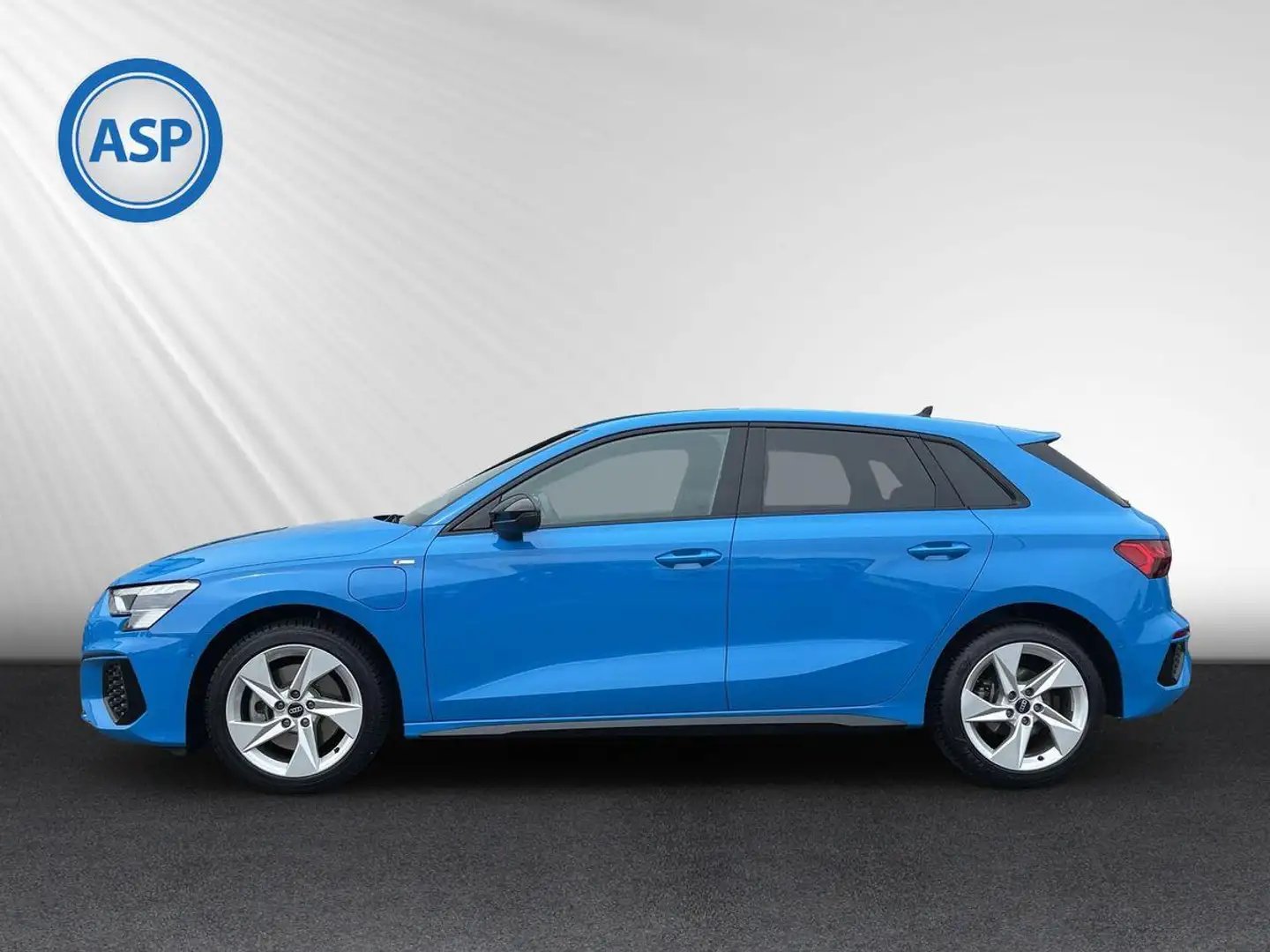 Audi A3 SB 40 TFSI e-tron S-tronic Sline LED HUD B&O Синій - 2