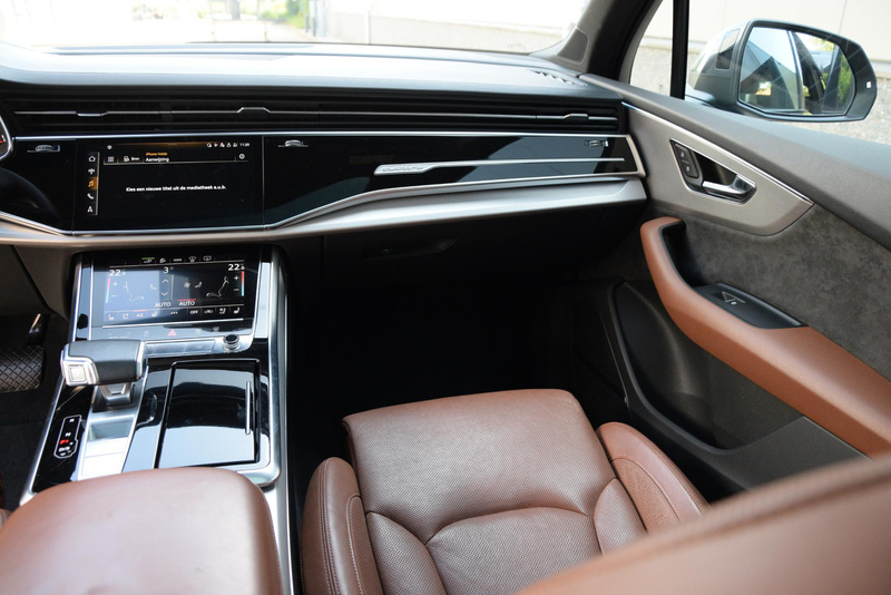 Audi Q7 55 TFSI e quattro | Audi dealer onderhouden | trek — photo 32