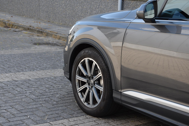 Audi Q7 55 TFSI e quattro | Audi dealer onderhouden | trek — photo 6